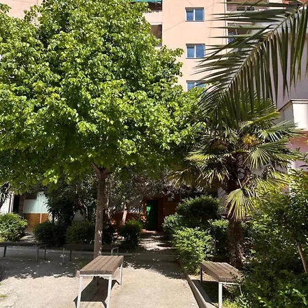 Maxi Wellness Apartment Vlore